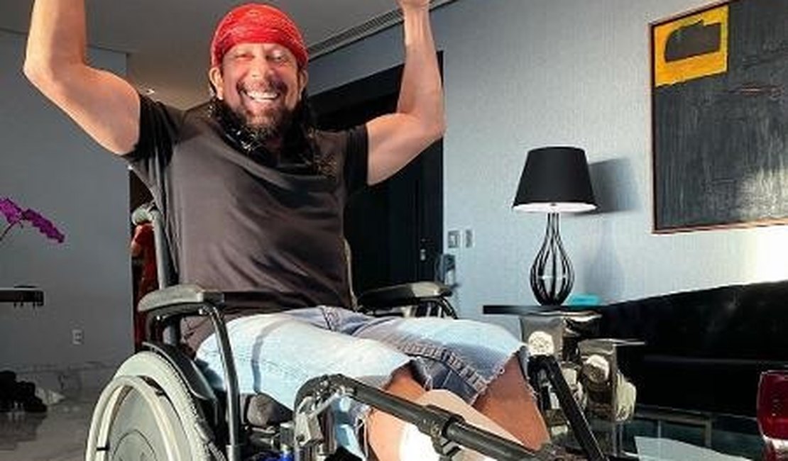 Bell Marques sofre acidente e terá que passar por cirurgia