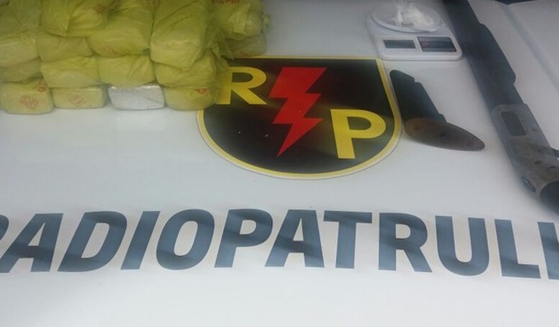 Polícia apreende 15 quilos de drogas em Maceió