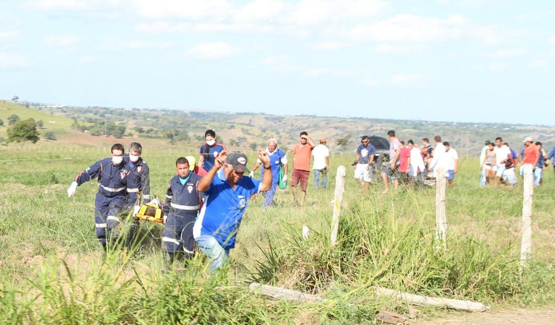Capotamento deixa condutor ferido na AL-220, em Limoeiro de Anadia