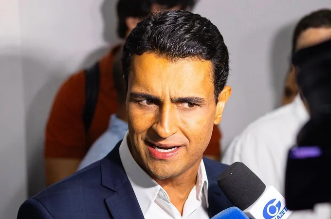 Rejeição a JHC bate novo recorde após Master, dinheiro apreendido e ausência em debates