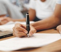 Mais de 40 concursos públicos com inscrições abertas reúnem quase 13 mil vagas