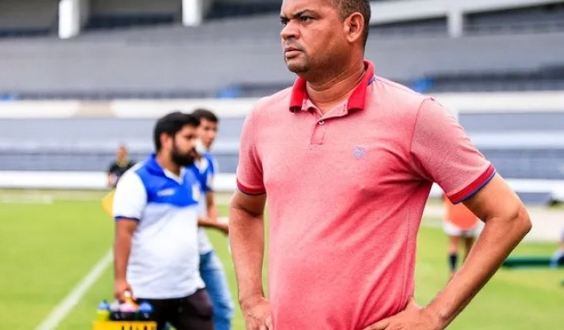 Em poucas horas, CSE contrata e demite ﻿técnico Rommel Vieira