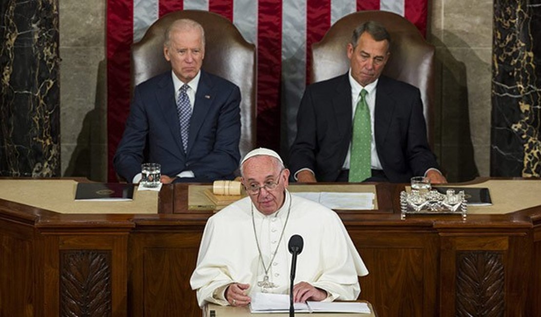 No Congresso americano, papa defende fim da hostilidade contra imigrantes