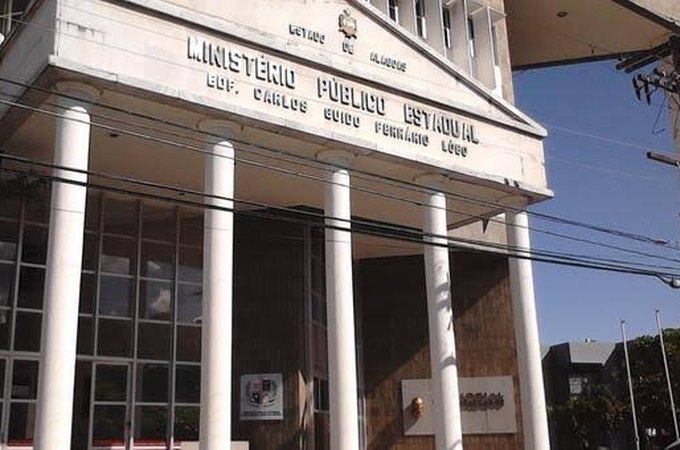 Escola particular é alvo de apuração do MP após denúncia de bullying contra aluna