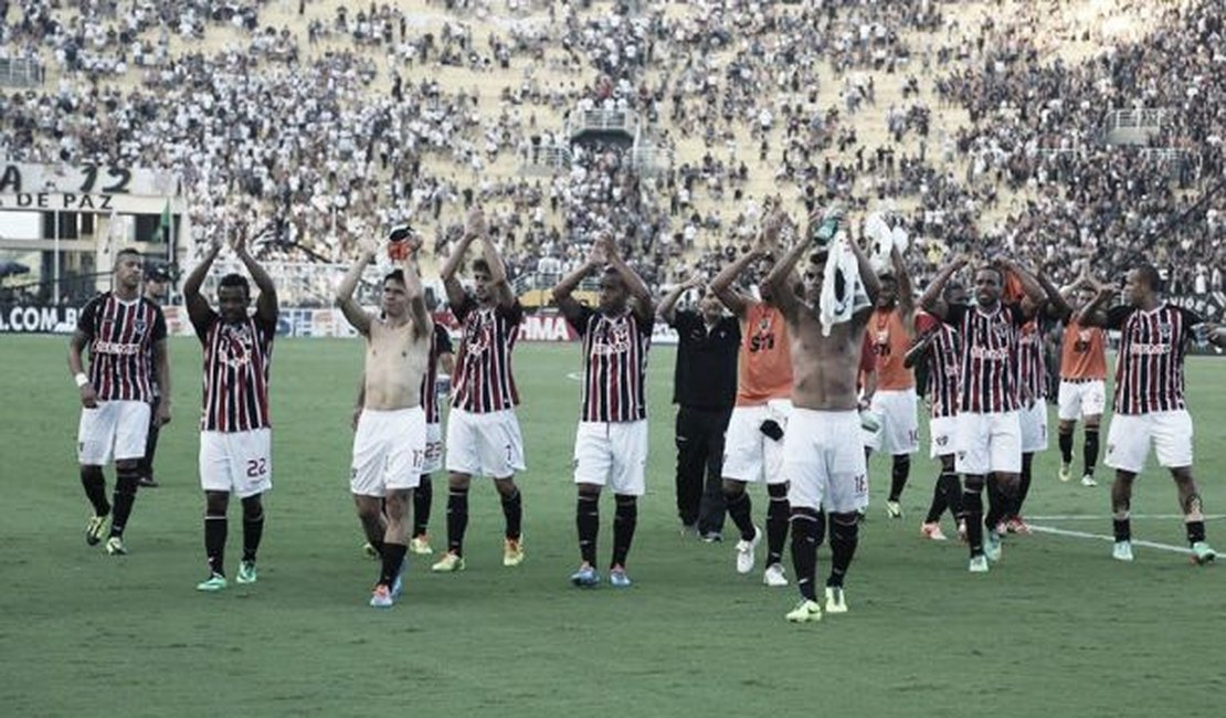 Corinthians 2-3 São Paulo pode ter sido o último no Pacaembu