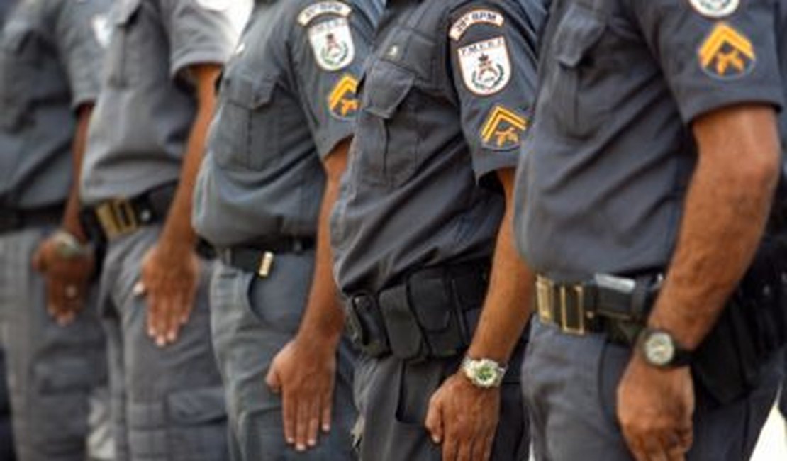 Famílias de policiais militares planejam ato no Rio para impedir dia de trabalho dos agentes