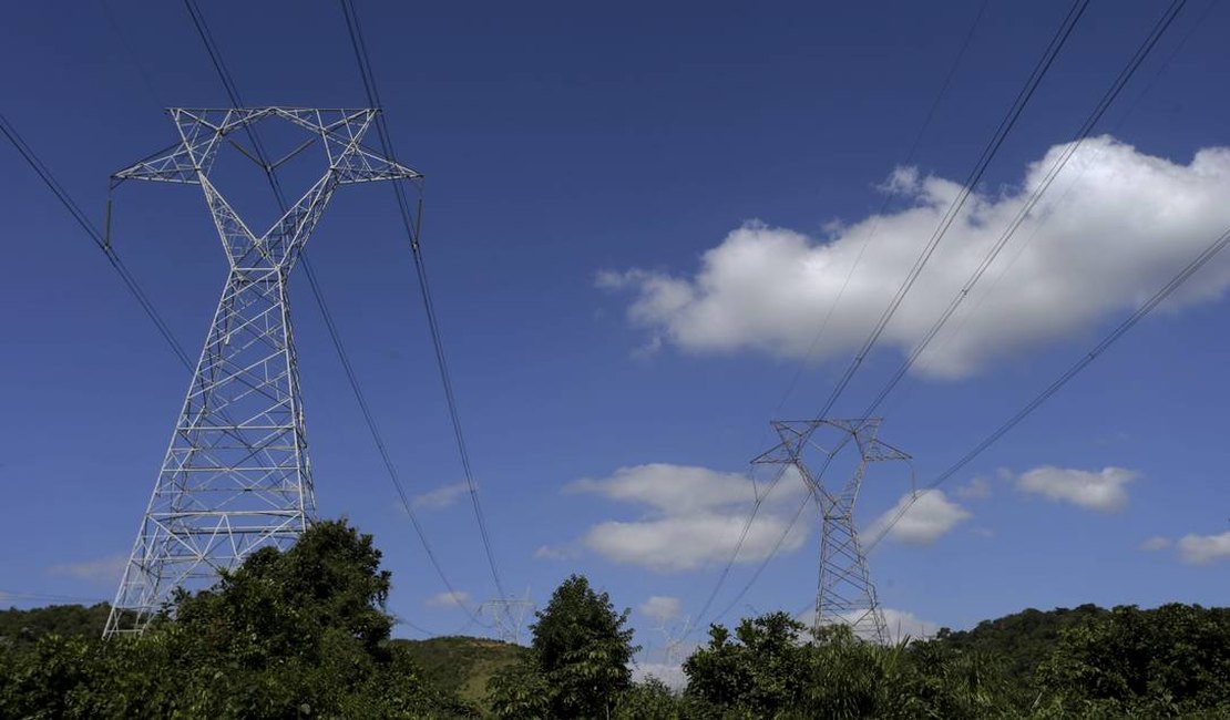 Governo do Estado anuncia redução de imposto sobre comunicação e energia elétrica