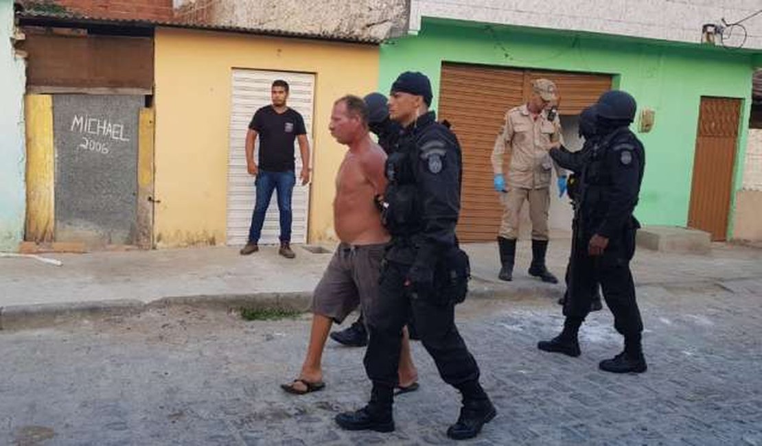 Polícia invade casa e liberta crianças feitas reféns pelo pai por quase 20 horas