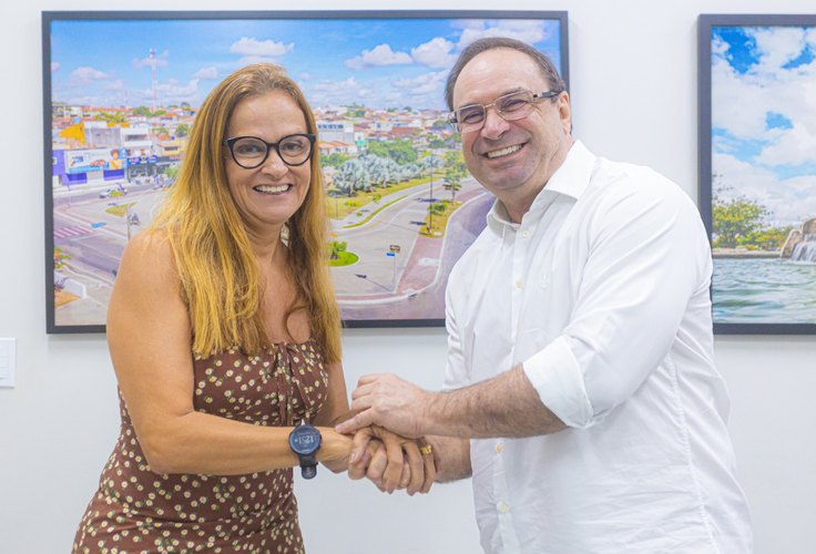 Aurélia Fernandes volta ao MDB e anuncia pré-candidatura a vereadora por Arapiraca