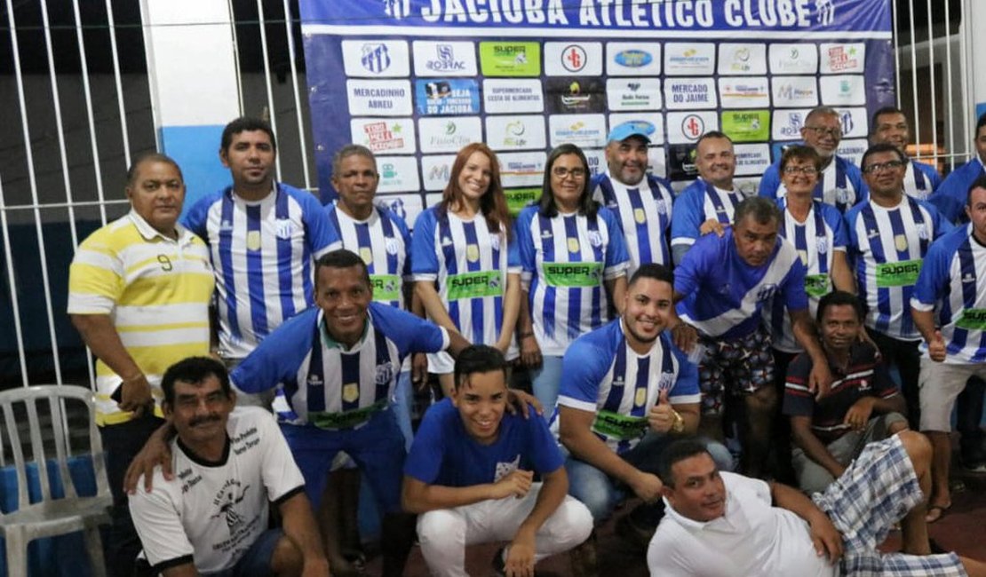 Jaciobá tem nova diretoria empossada na noite deste sábado