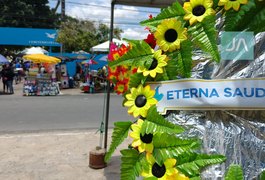 Centenas de pessoas visitam cemitérios de Arapiraca e prestam homenagens à entes queridos no feriado de Finados