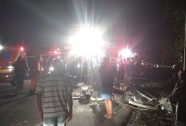 Acidente deixa um morto e quatro feridos na AL-101 Norte
