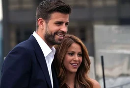 VÍDEO: Torcida não perdoa traição de Piqué e grita nome de Shakira durante partida