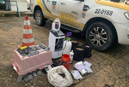 Estudante de enfermagem flagrado com 'estufa' de maconha em casa diz que droga era para experimento de TCC, em Maceió