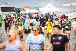 Maceió recebe mais de cinco mil turistas no segundo navio da temporada 2023/2024