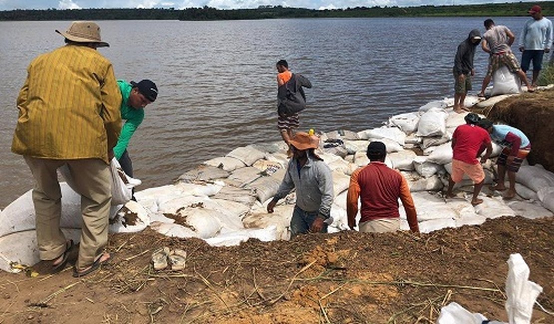 Mais de 250 famílias são retiradas de casa após risco de rompimento de barragem no CE