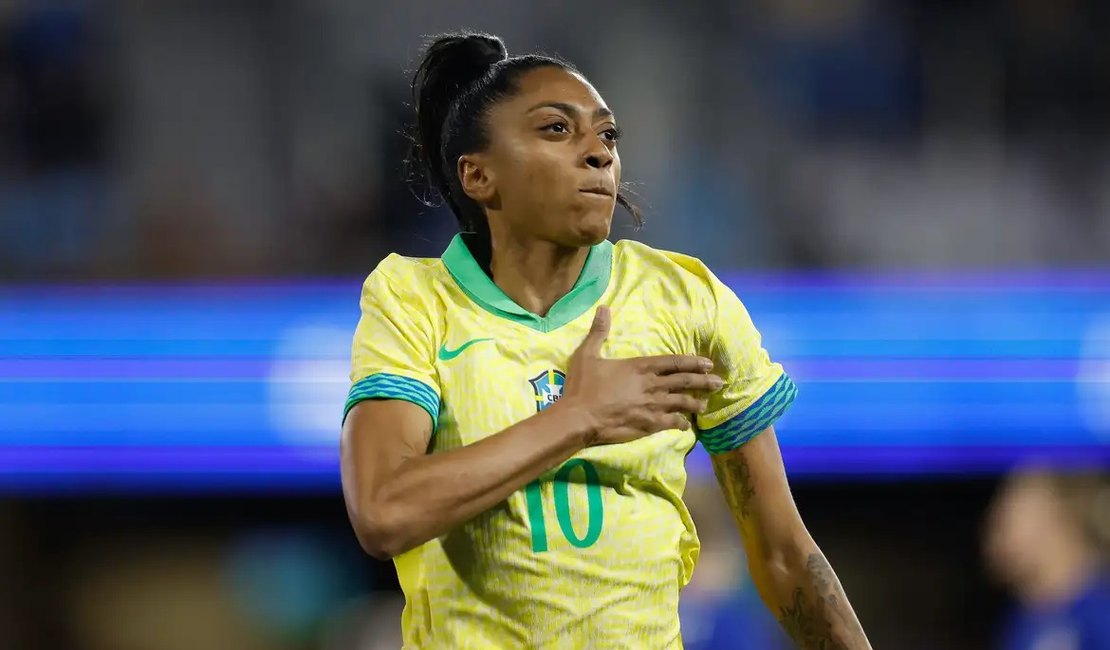 Barça anuncia Kerolin com valor recorde no futebol feminino brasileiro