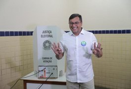 Wilson Lima conquista ﻿56,66% dos votos e é reeleito governador do Amazonas