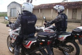 Menores são apreendidos com arma de fogo no bairro Brasília, em Arapiraca