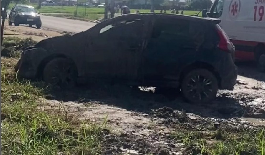 Grave acidente de trânsito deixa homem ferido, em estado grave, em Atalaia