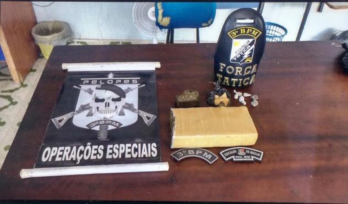 Homem e menor são flagrados com drogas em ônibus intermunicipal