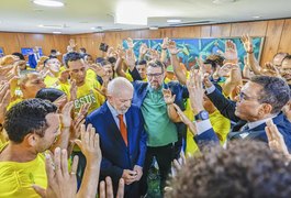 Lula sanciona lei que cria o Dia da Música Gospel em novo gesto a evangélicos