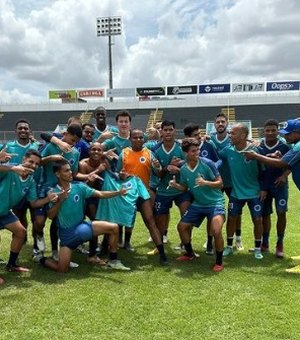Cruzeiro de Arapiraca finaliza preparação para jogo decisivo contra o Penedense