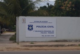 Criminosos invadem residência, trancam família no banheiro e fazem arrastão no imóvel em Penedo