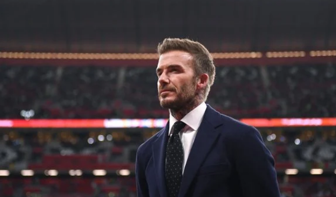 Contra a guerra, Beckham 'empresta' rede social a médica ucraniana