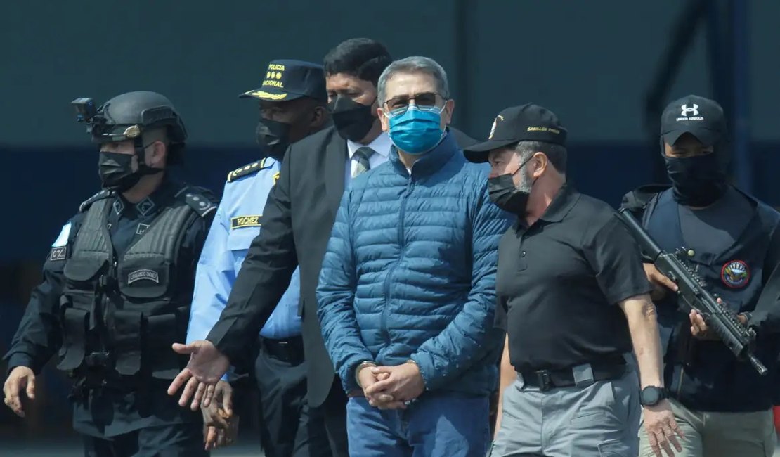 Ex-presidente hondurenho é libertado nos EUA após perdão de Trump