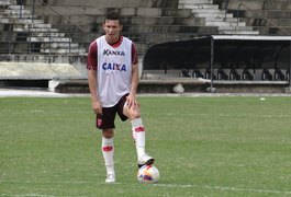 Élton, Pery e Maxwell reforçam time dos alagoanos no elenco do CRB