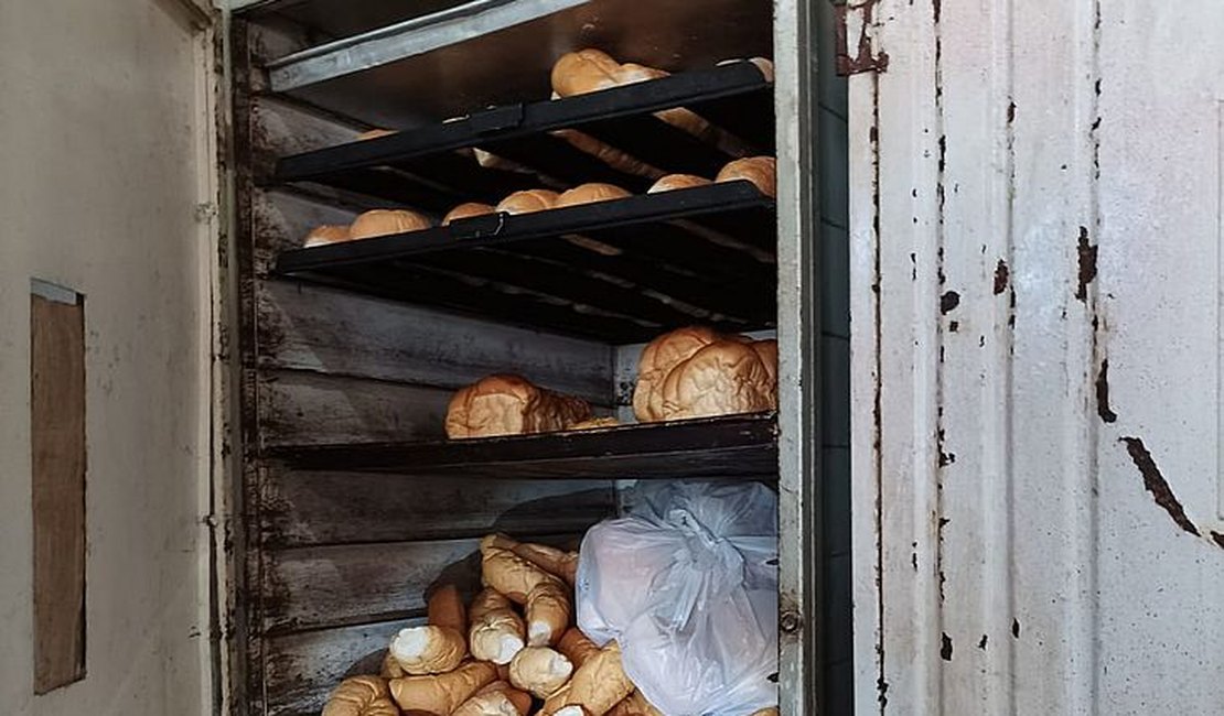 Vigilância Sanitária interdita padaria que tinha produtos vencidos, mofo e fungos em Maceió