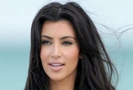 Kim Kardashian exibe barrigão da segunda gravidez