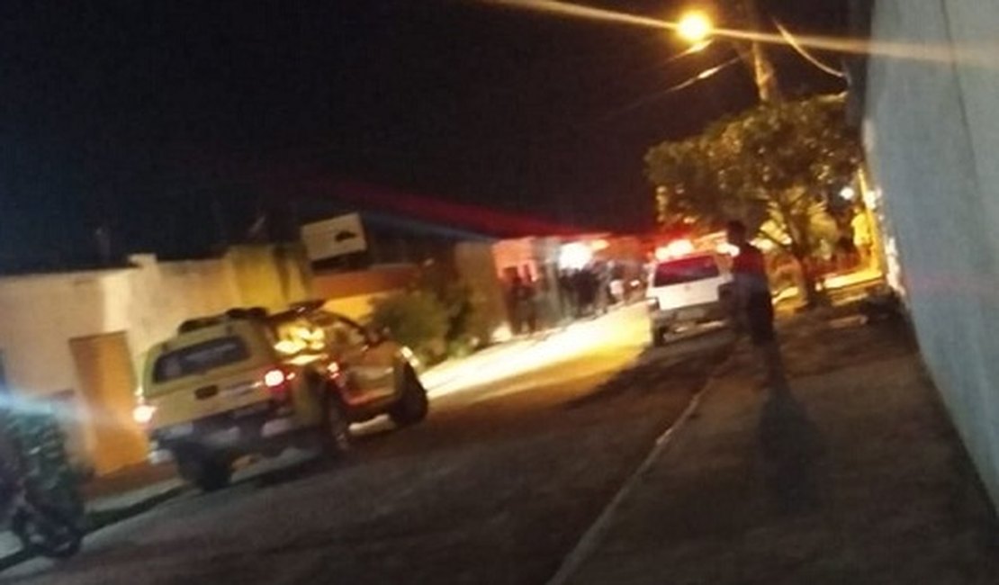 Policial militar é alvejado por disparos de arma de fogo no bairro Brasília