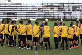 Alvinegros iniciam mais uma semana de treinos intensos no Fumeirão