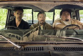 Confira o trailer de 'Special Correspondents', uma comédia produzida pela Netflix