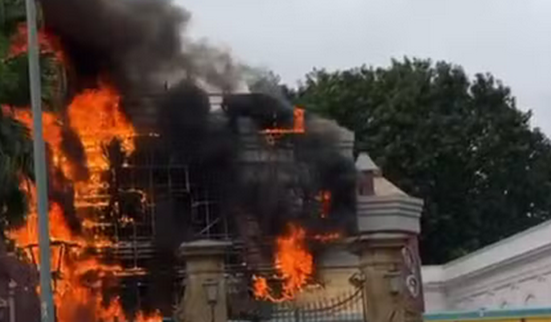 Incêndio atinge casarão de antigo Museu da Casa Brasileira, na Zona Oeste de SP