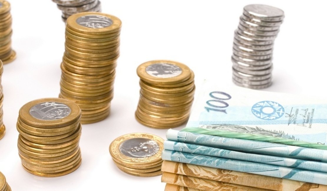 Governo propõe salário mínimo de R$ 854 para 2016
