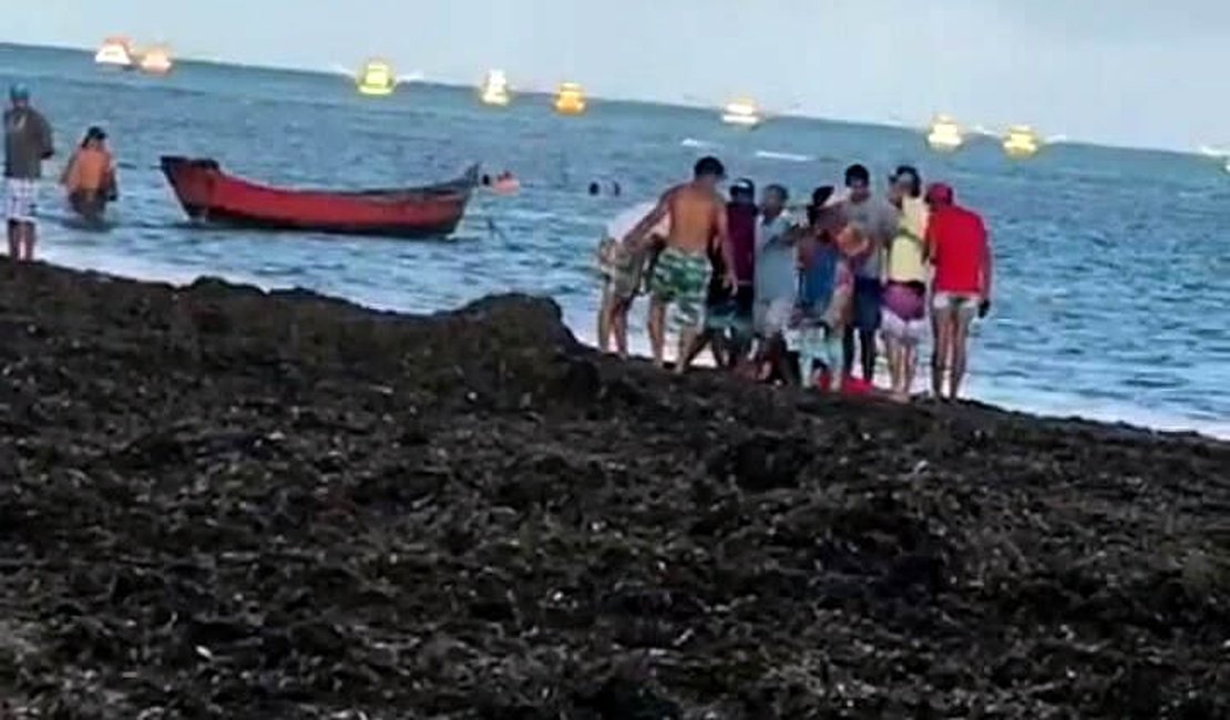 Mulher morre afogada na Praia do Peba, em Piaçabuçu; veja o vídeo