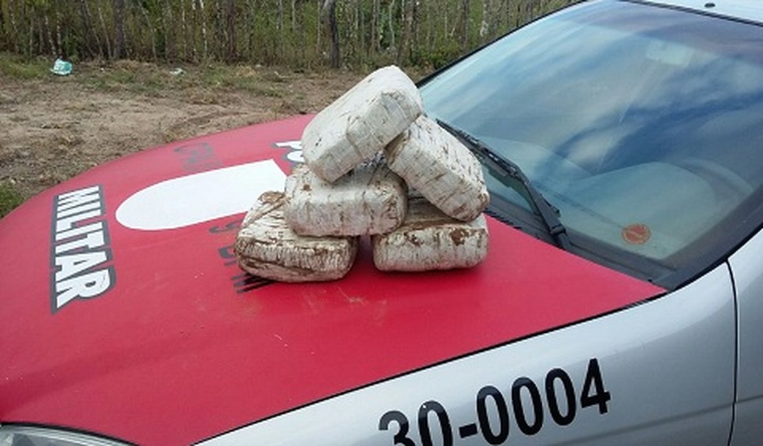 Suspeito de tráfico de drogas é detido com mais de 5Kg de maconha