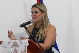 MP ajuíza ação por ato de improbidade contra Melina Freitas, ex-prefeita de Piranhas