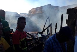 Mulher é suspeita de atear fogo na própria casa após briga com marido