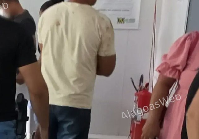 Homem é preso após agredir esposa e ser atingido por cadeirada pela vítima, em Teotônio Vilela