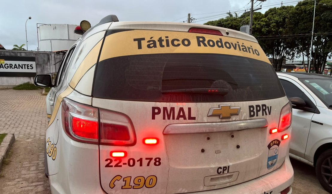 BPRv prende homem com motocicleta clonada durante abordagem em Paripueira
