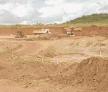 Implantação: obras seguem avançando com pre-stripping do Projeto Serrote