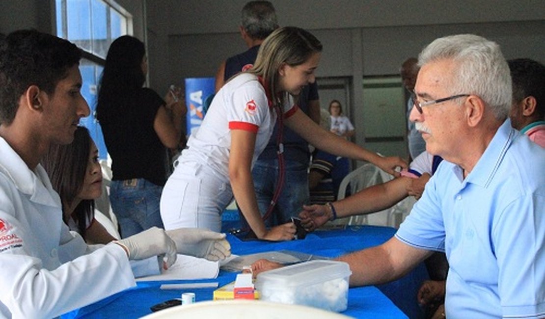 Prefeitura promove ações de incentivo aos cuidados com a saúde do homem