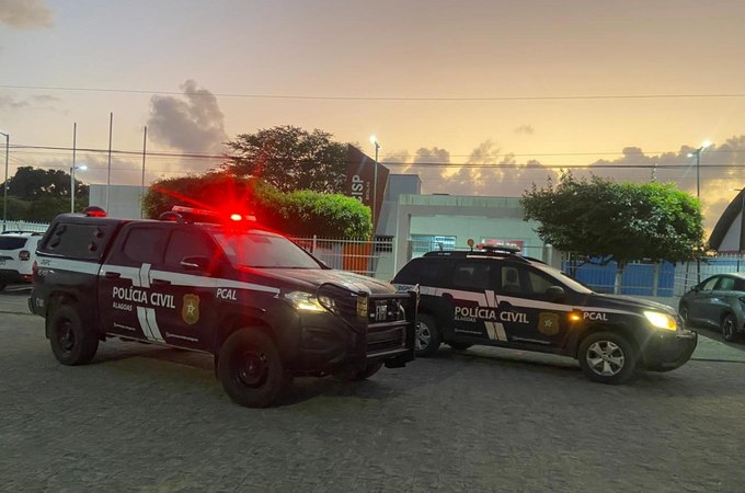 Operação da Polícia Civil contra o tráfico de drogas prende três pessoas no Sertão de Alagoas