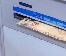 Entenda o que muda no salário mínimo, no abono do PIS e no BPC