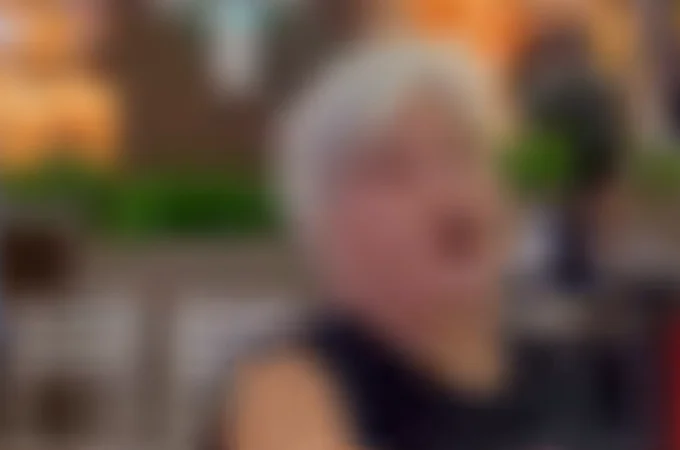 VÍDEO: Casal provoca confusão em shopping após confundir símbolo de quadrilha junina com estrela do PT