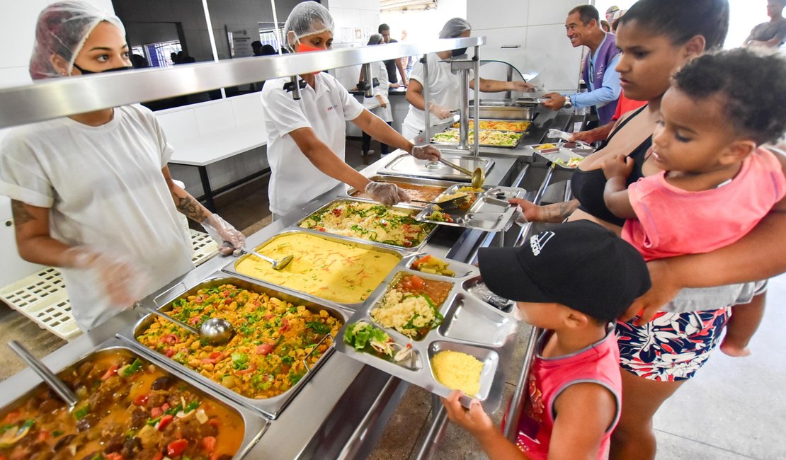 Com 4.500 refeições diárias, restaurantes populares potencializam Programa Pacto Contra a Fome em Alagoas